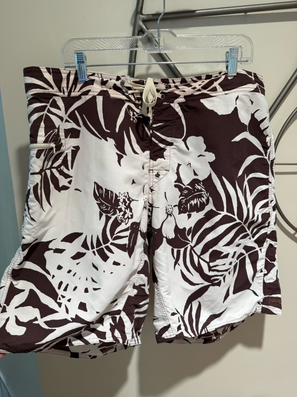Men's Brown & White Tropical Print Board Shorts Size 38